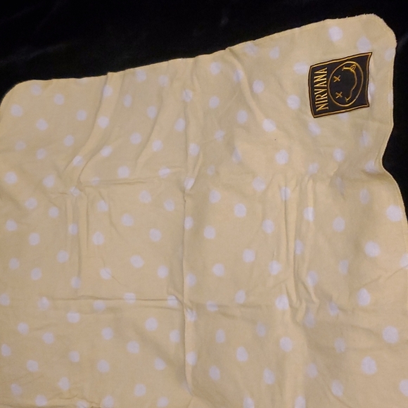 NIRVANA Yellow with white polka dots receiving blanket - Picture 2 of 2